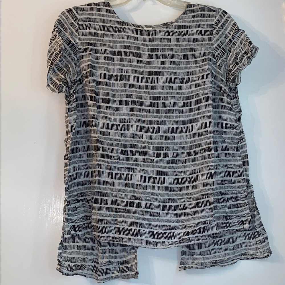 Open back Old Navy blouse